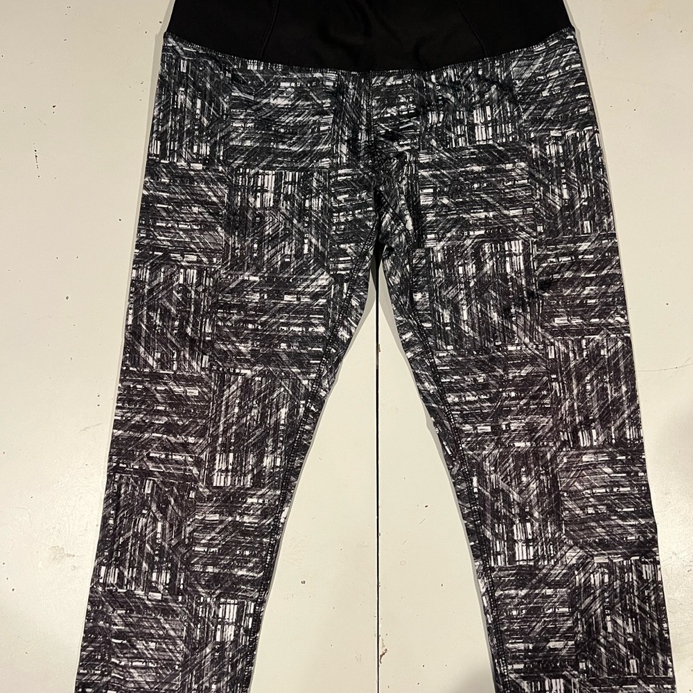 Reebok Black and White Patterned Leggings